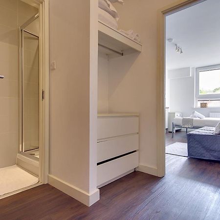 Hill House Holiday Apartments Борнмът Екстериор снимка