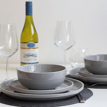 Hill House Holiday Apartments Борнмът Екстериор снимка